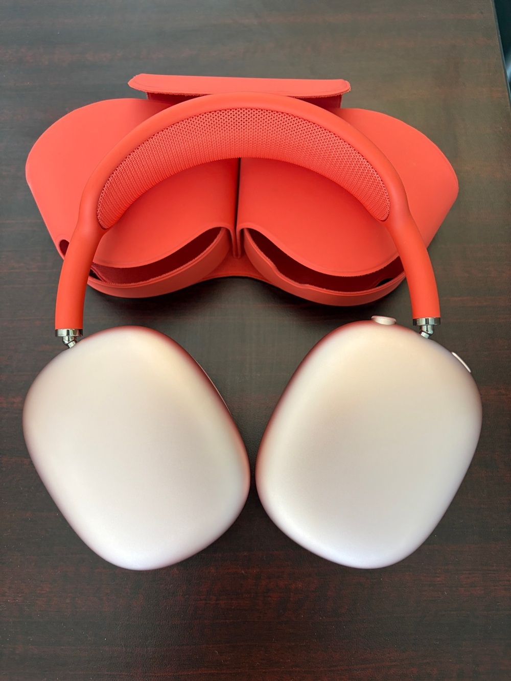 Apple AirPod Max - Picture 4 of 8